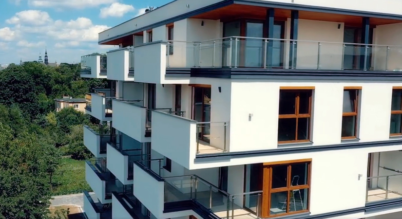 Balustrady ze stali nierdzewnej oraz produkty ze stali i szkła