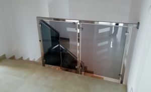 Balustrady ze stali nierdzewnej oraz produkty ze stali i szkła