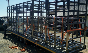 Balustrady ze stali nierdzewnej oraz produkty ze stali i szkła