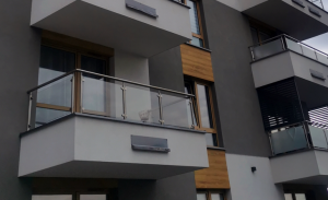 Balustrady ze stali nierdzewnej oraz produkty ze stali i szkła