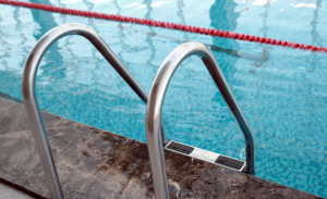 Balustrady ze stali nierdzewnej oraz produkty ze stali i szkła